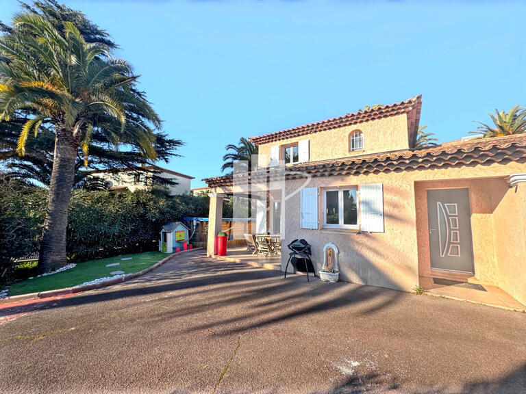 House Fréjus - 3 bedrooms - 97m²