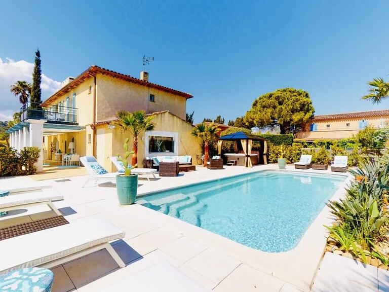 House Fréjus - 3 bedrooms - 185m²