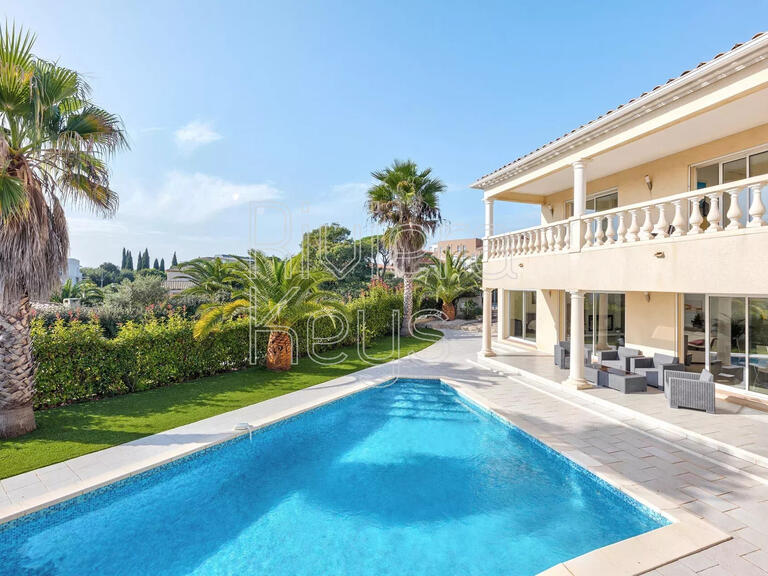 House Fréjus - 238m²