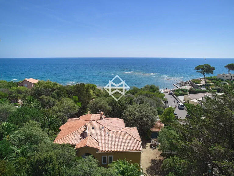 Property Fréjus - 5 bedrooms - 250m²