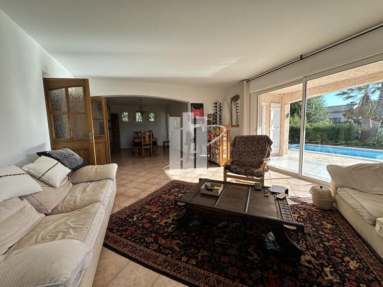 Villa Fréjus - 3 bedrooms - 180m²