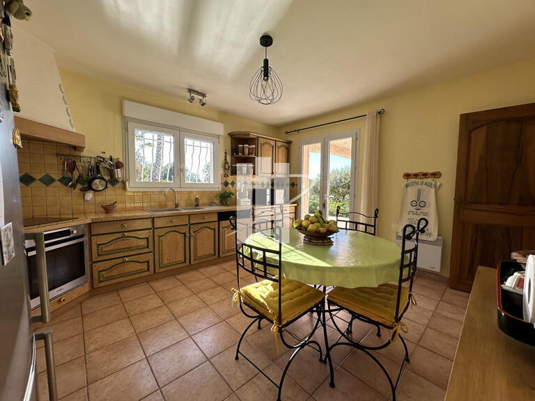 Villa Fréjus - 3 bedrooms - 180m²