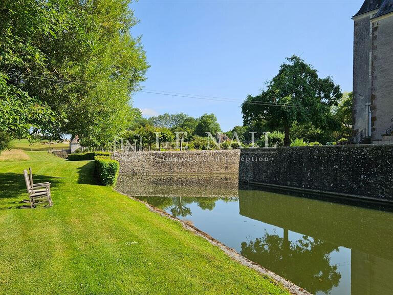 Castle Fresnay-sur-Sarthe - 16 bedrooms - 620m²