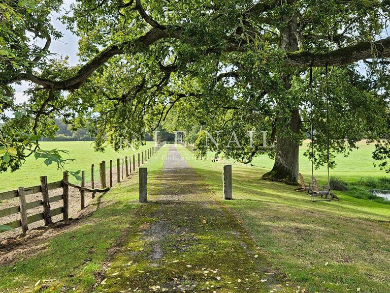 Château Fresnay-sur-Sarthe - 16 chambres - 620m²