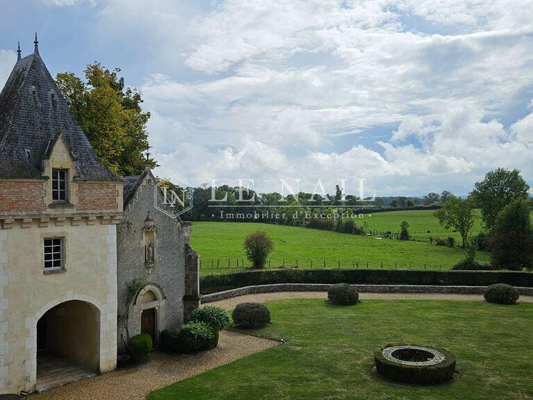 Castle Fresnay-sur-Sarthe - 16 bedrooms - 620m²