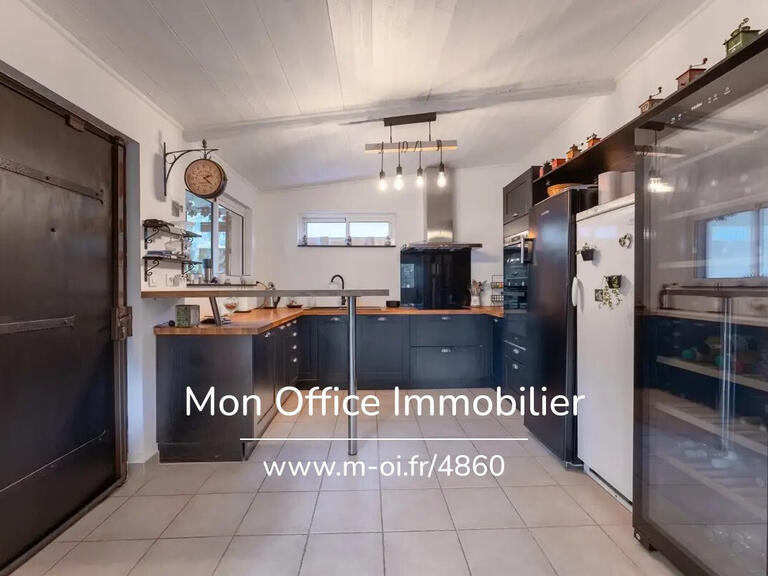 Propriété Fuveau - 5 chambres - 172m²