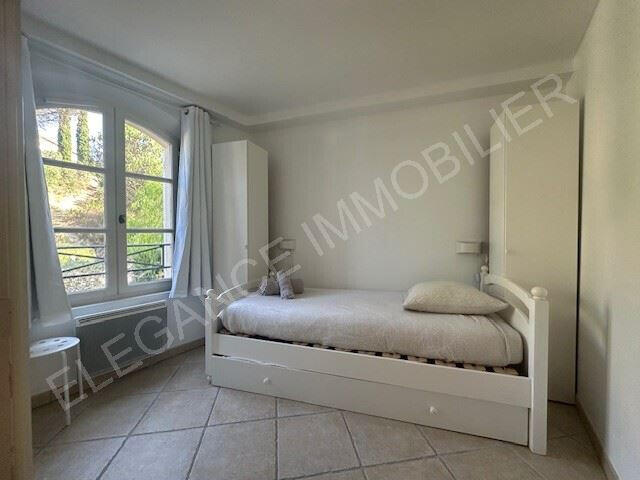 Maison Gassin - 3 chambres - 178m²