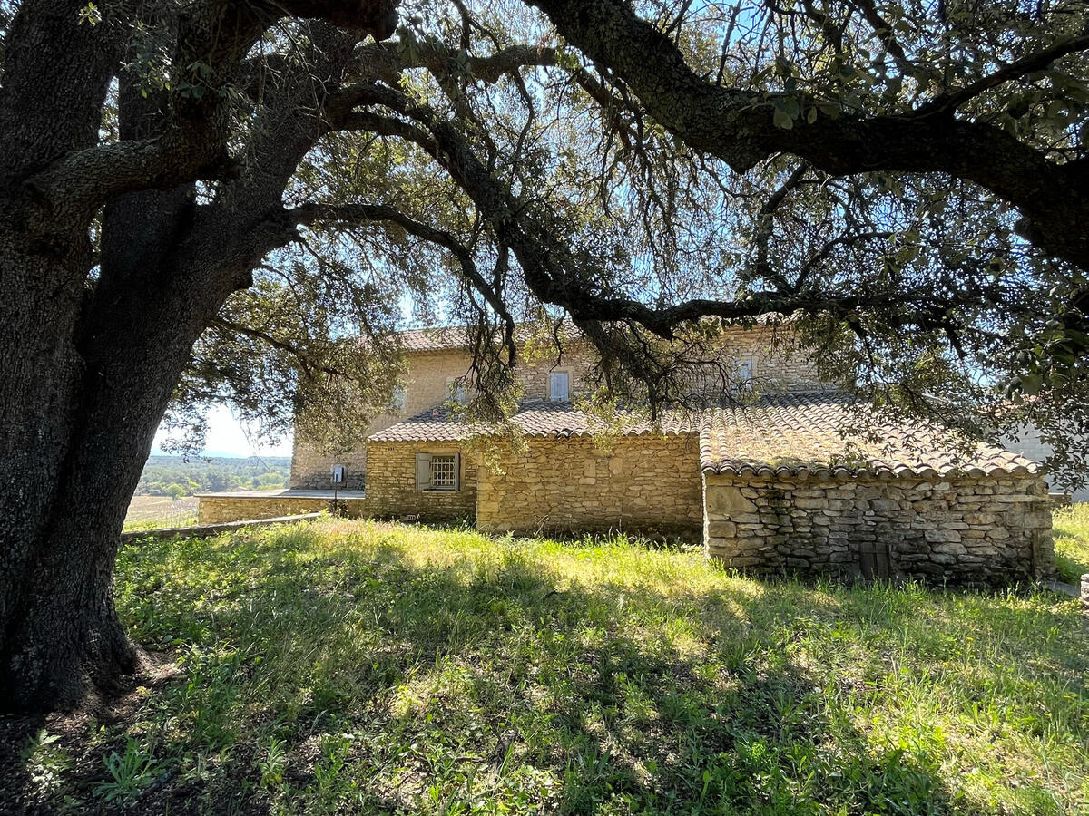 House Gordes