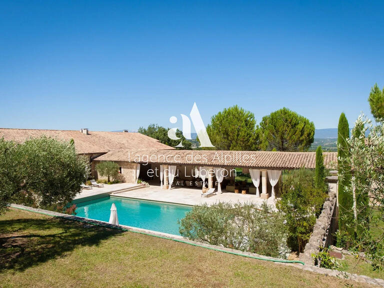 House Goult - 9 bedrooms - 12000m²