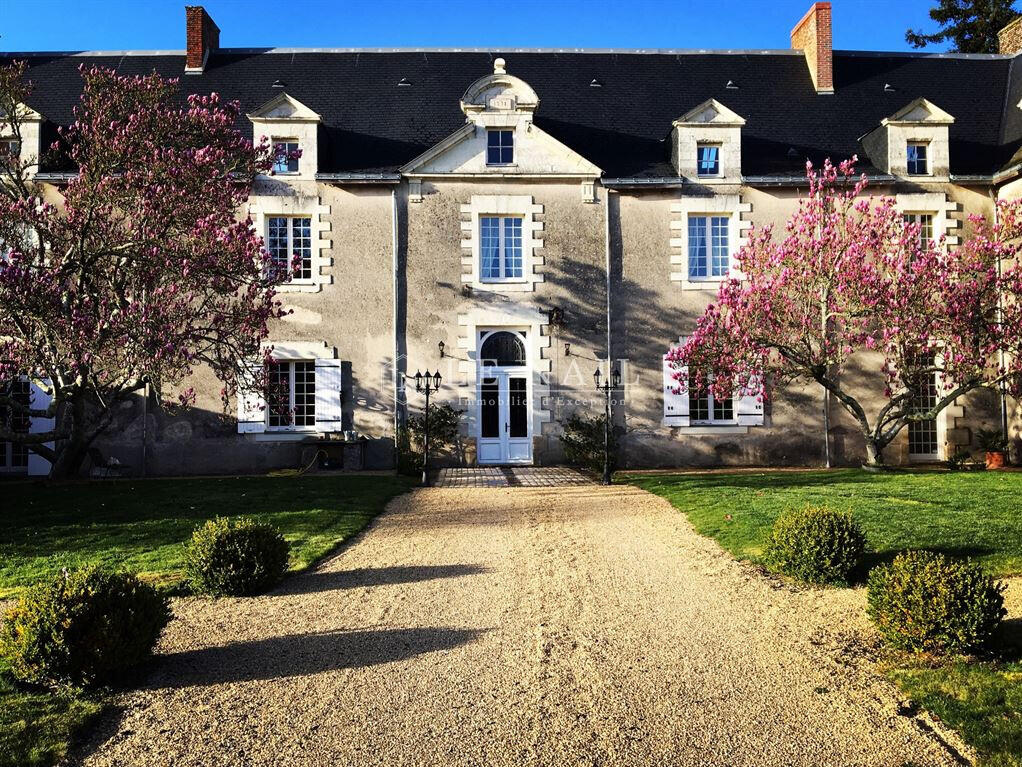 Château Grandchamps-des-Fontaines