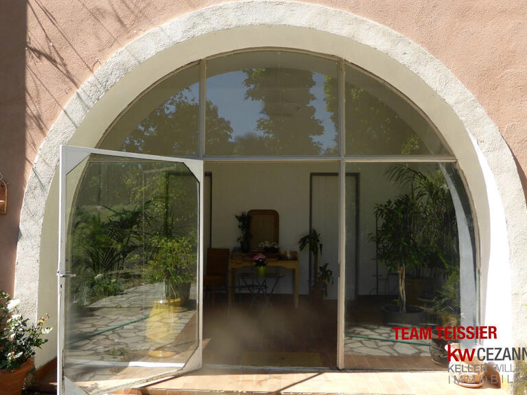 House Grans - 5 bedrooms - 21353m²