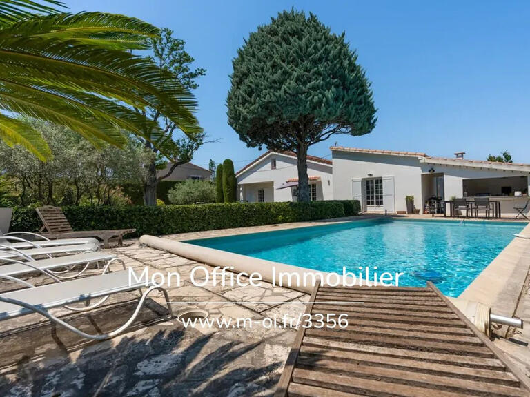 Villa Grans - 5 bedrooms - 184m²