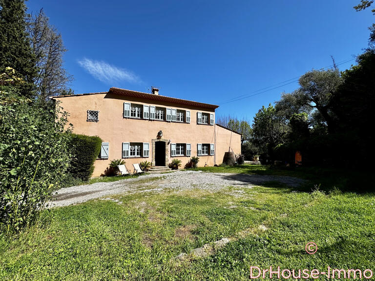 Villa Grasse - 4 bedrooms - 199m²