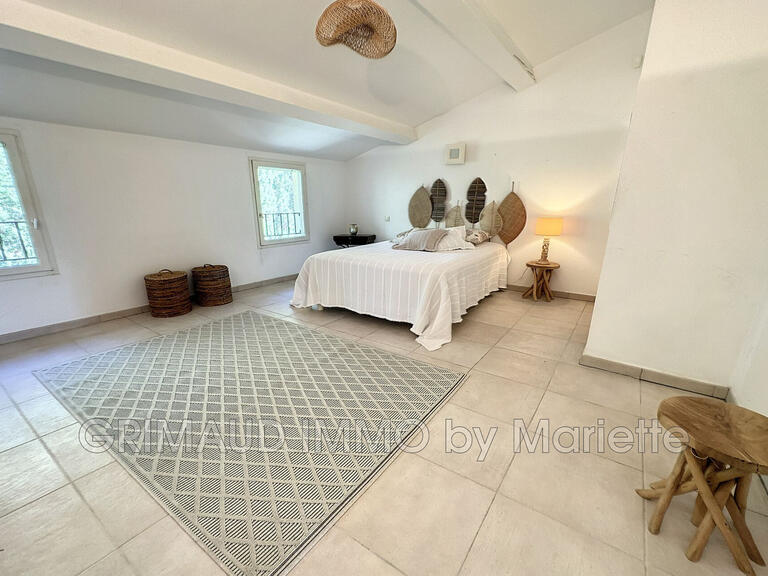 Sale Apartment Grimaud - 3 bedrooms