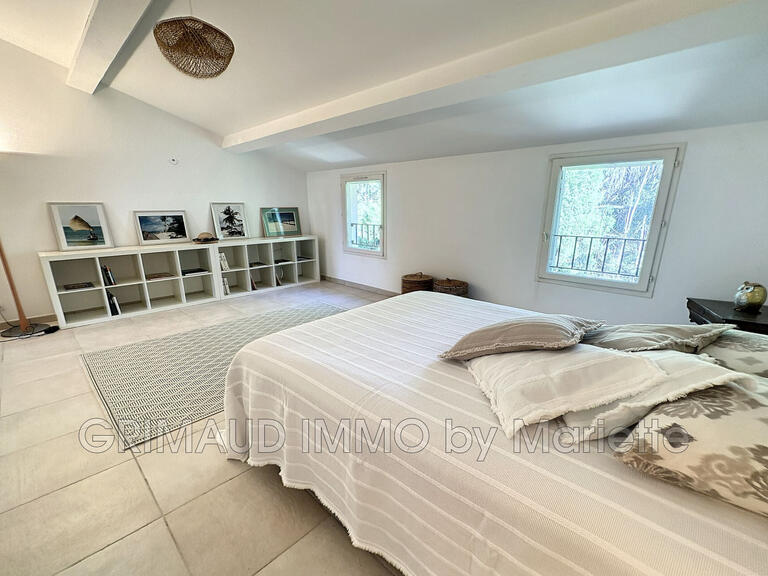 Sale Apartment Grimaud - 3 bedrooms