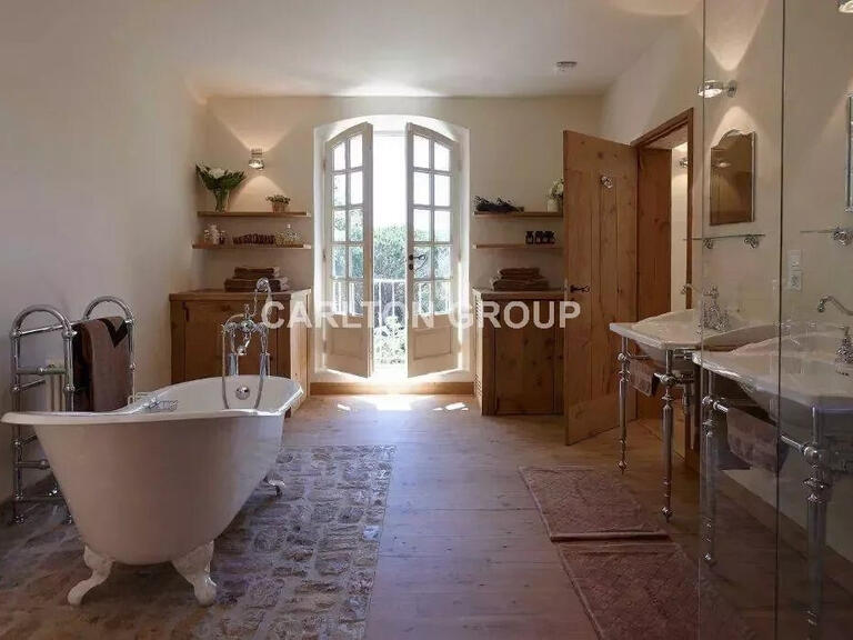 Vente Maison Grimaud - 5 chambres