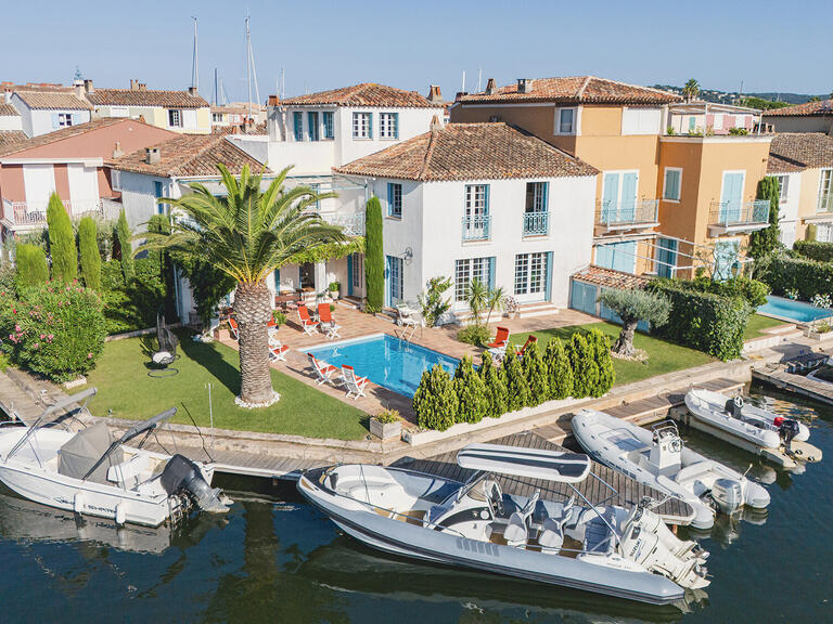 Maison Grimaud - 7 chambres - 252m²