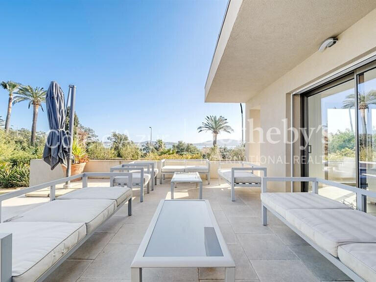 Maison Grimaud - 5 chambres - 210m²