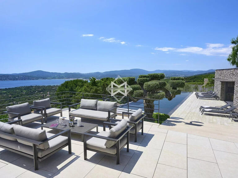 Villa Grimaud - 7 bedrooms - 422m²