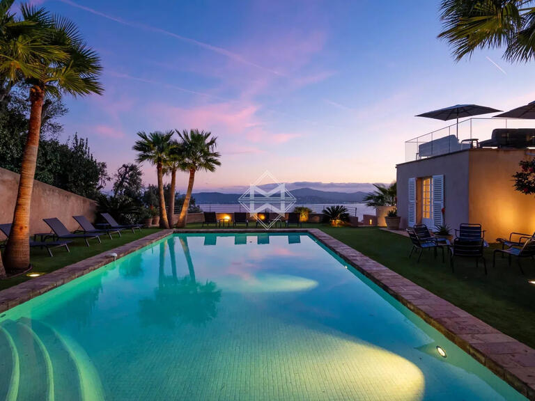 Villa Grimaud - 6 bedrooms - 696m²