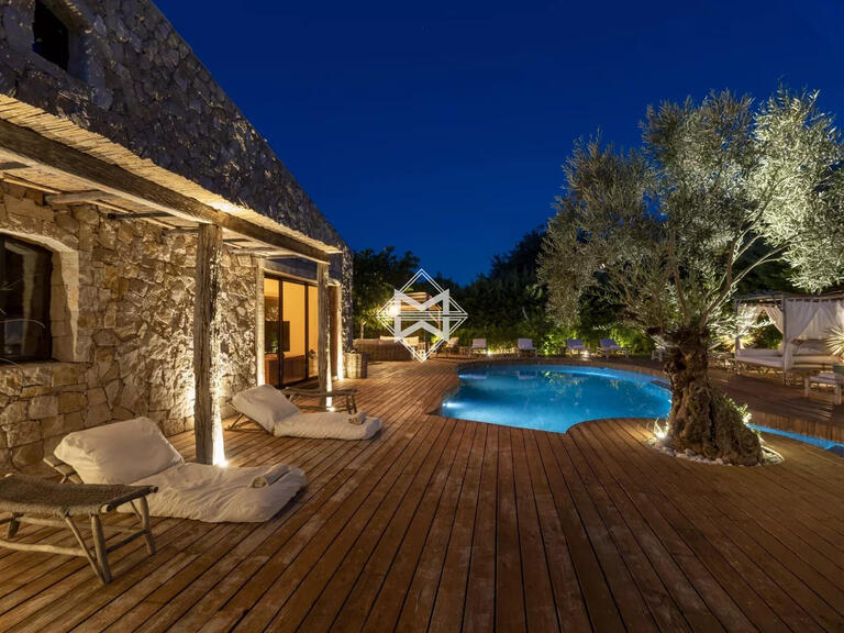 Villa Grimaud - 5 bedrooms - 250m²