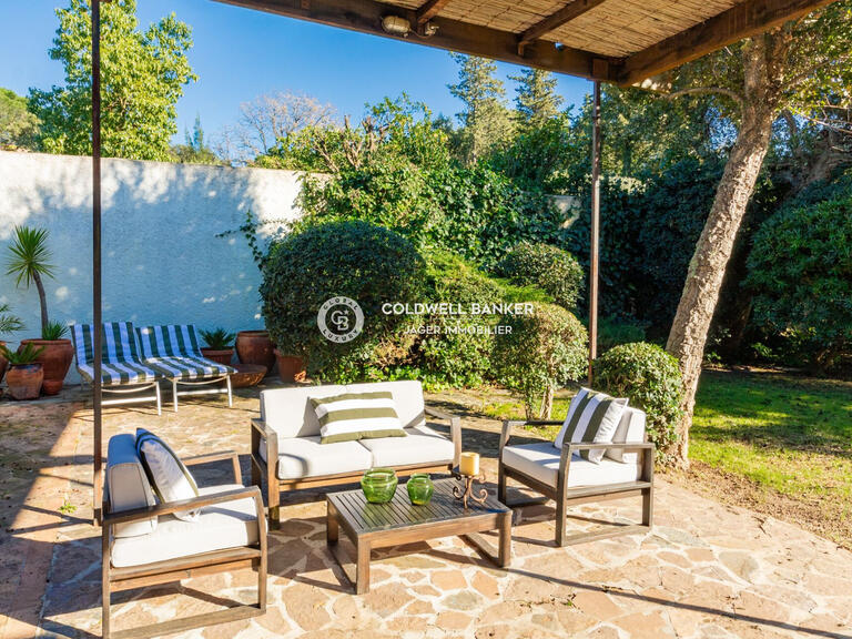 Villa Grimaud - 3 bedrooms - 1750m²