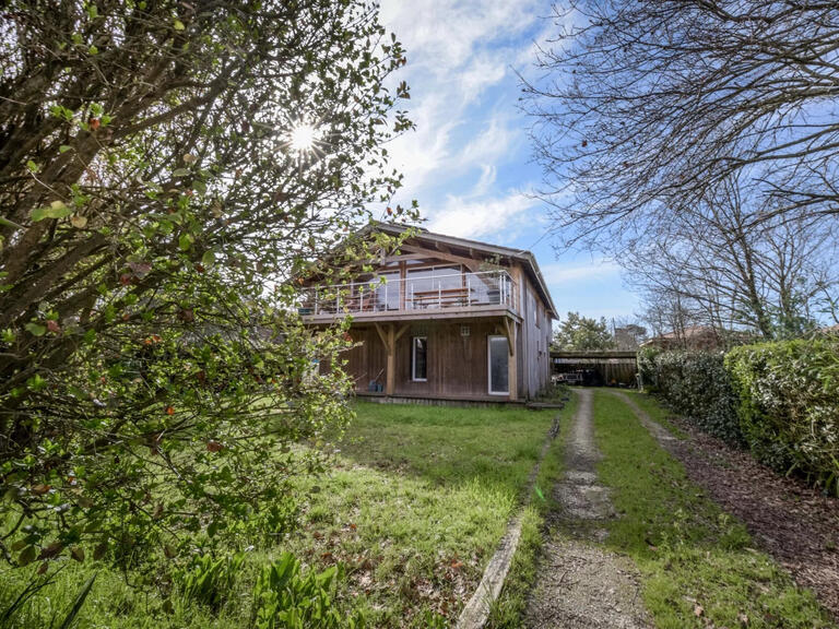 Maison Gujan-Mestras - 3 chambres - 143m²