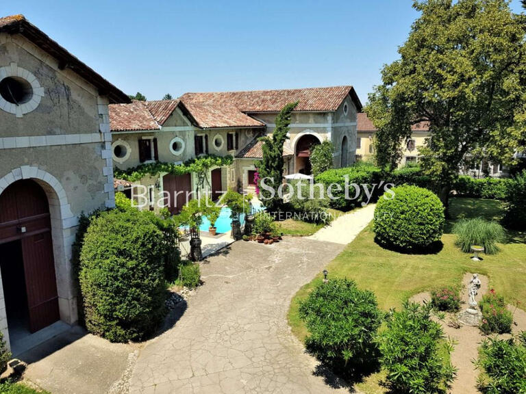 Castle Habas - 15 bedrooms - 1050m²