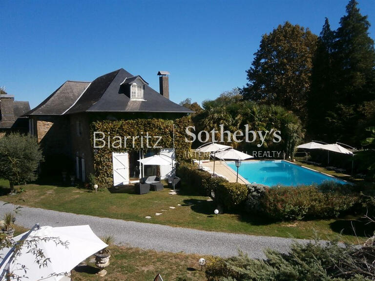 House Haut-de-Bosdarros - 12 bedrooms - 857m²