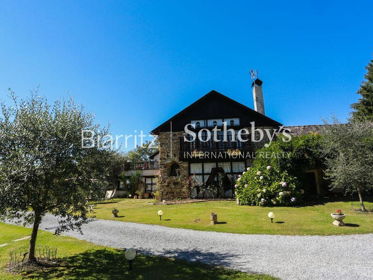 House Haut-de-Bosdarros - 12 bedrooms - 857m²