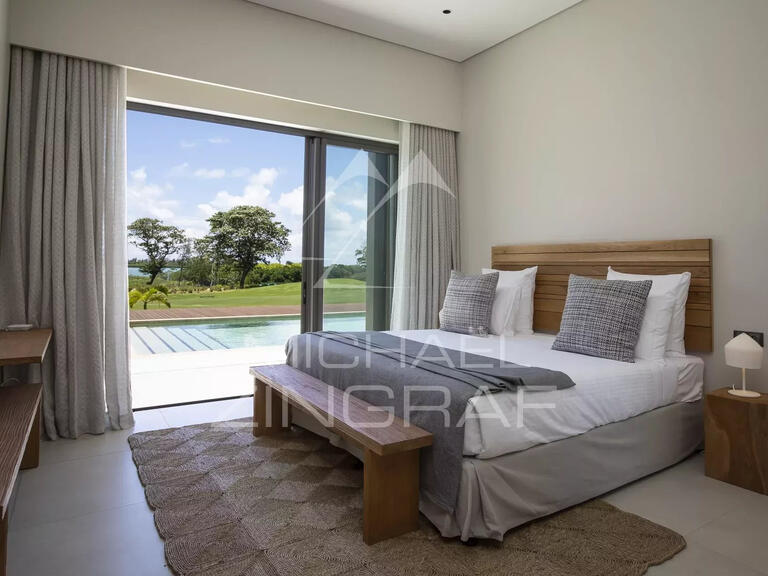 House Mauritius - 4 bedrooms - 304m²