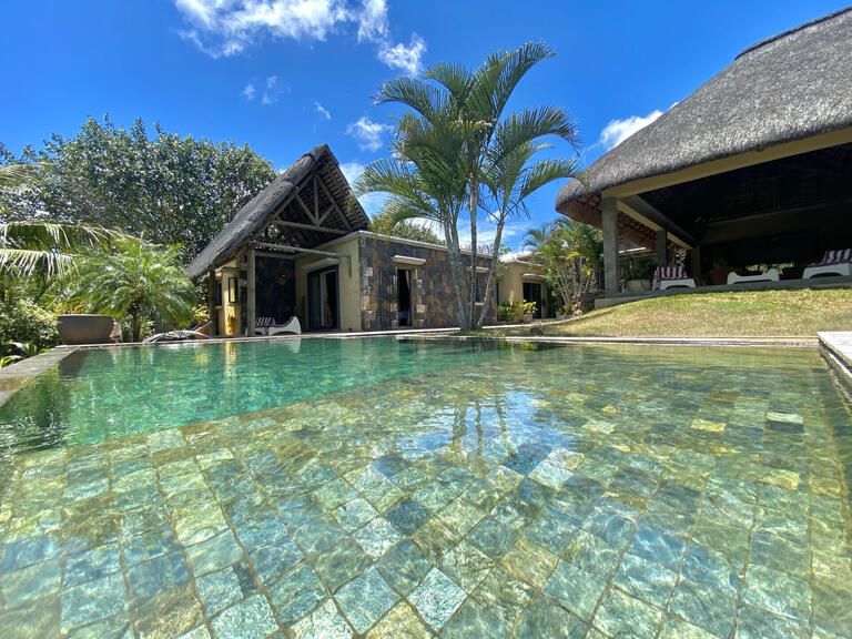 House Mauritius - 4 bedrooms - 410m²