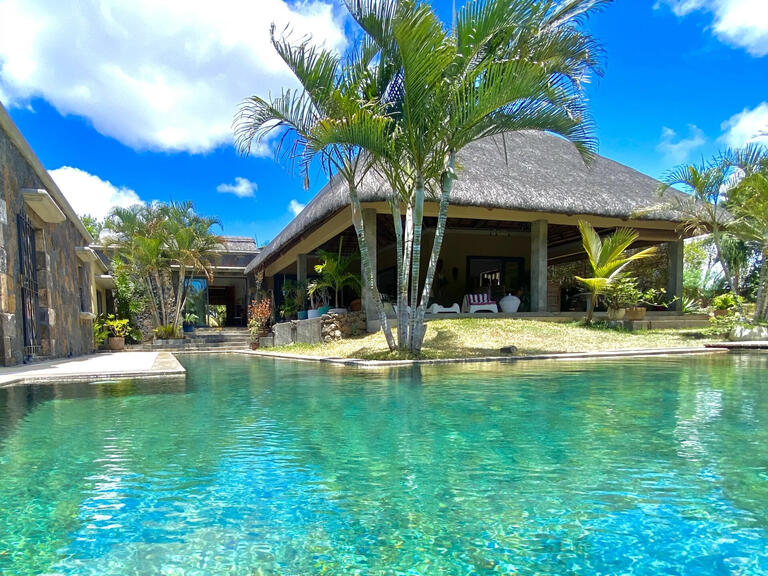 House Mauritius - 4 bedrooms - 410m²