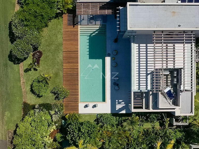 House Mauritius - 4 bedrooms - 304m²