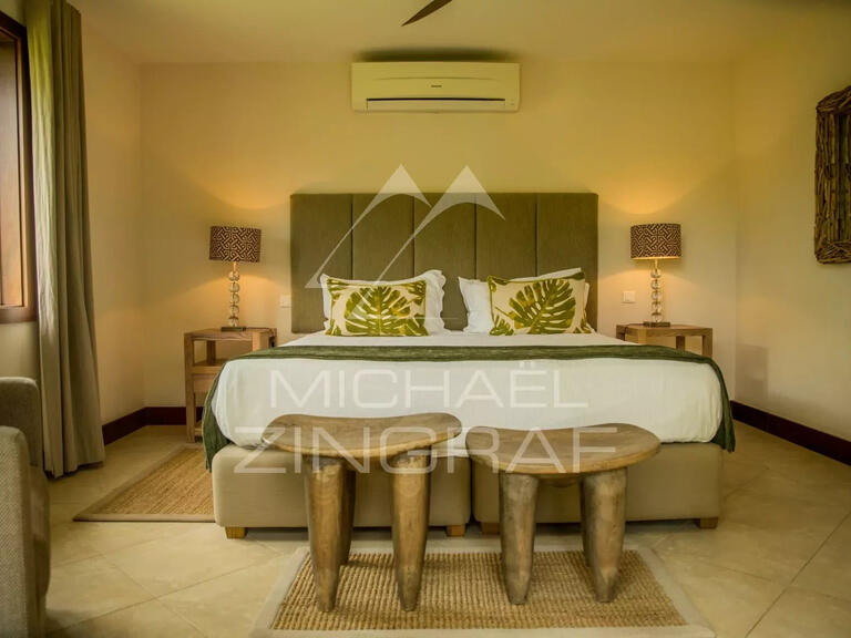 Villa Mauritius - 4 bedrooms - 319m²