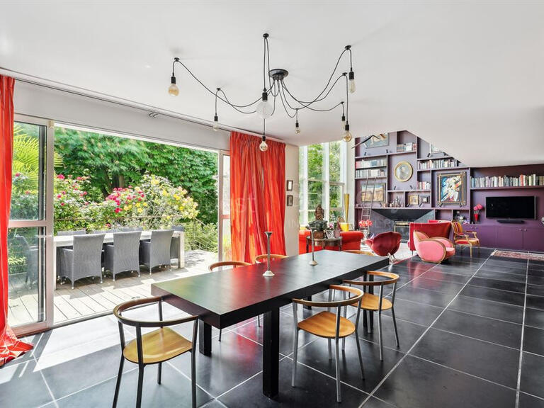 House Issy-les-Moulineaux - 4 bedrooms - 450m²