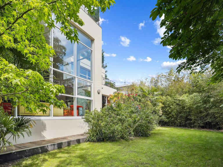 House Issy-les-Moulineaux - 4 bedrooms - 450m²