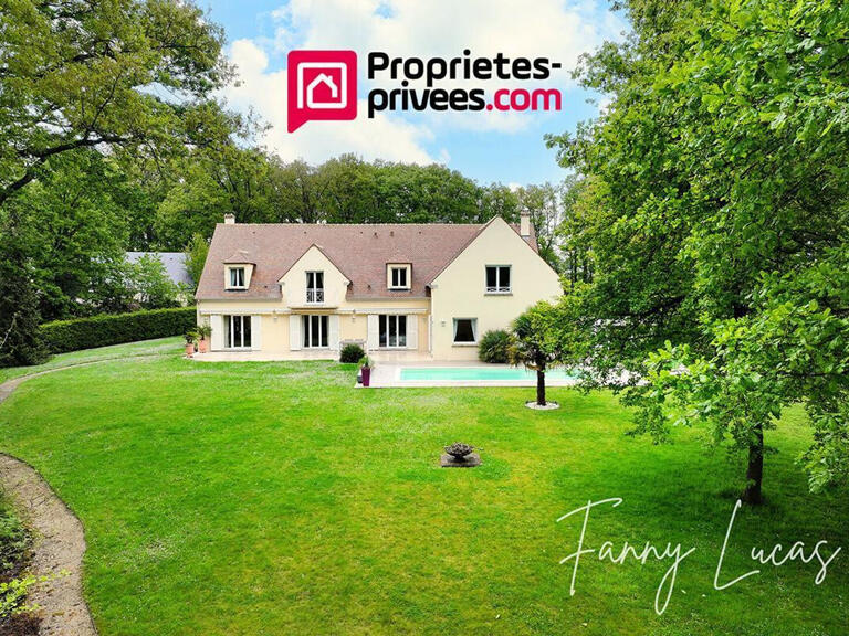 Property Janvry - 6 bedrooms