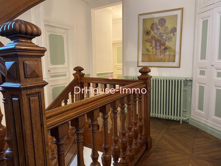 Villa Joigny - 5 chambres - 310m²