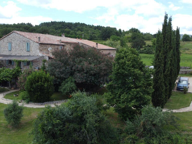 Property Joyeuse - 7 bedrooms