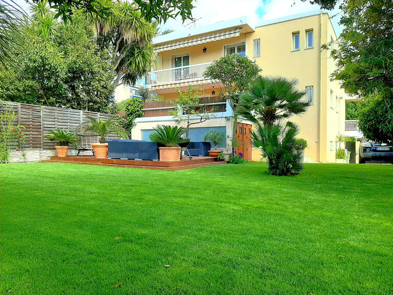 Maison Juan-les-pins - 4 chambres - 175m²