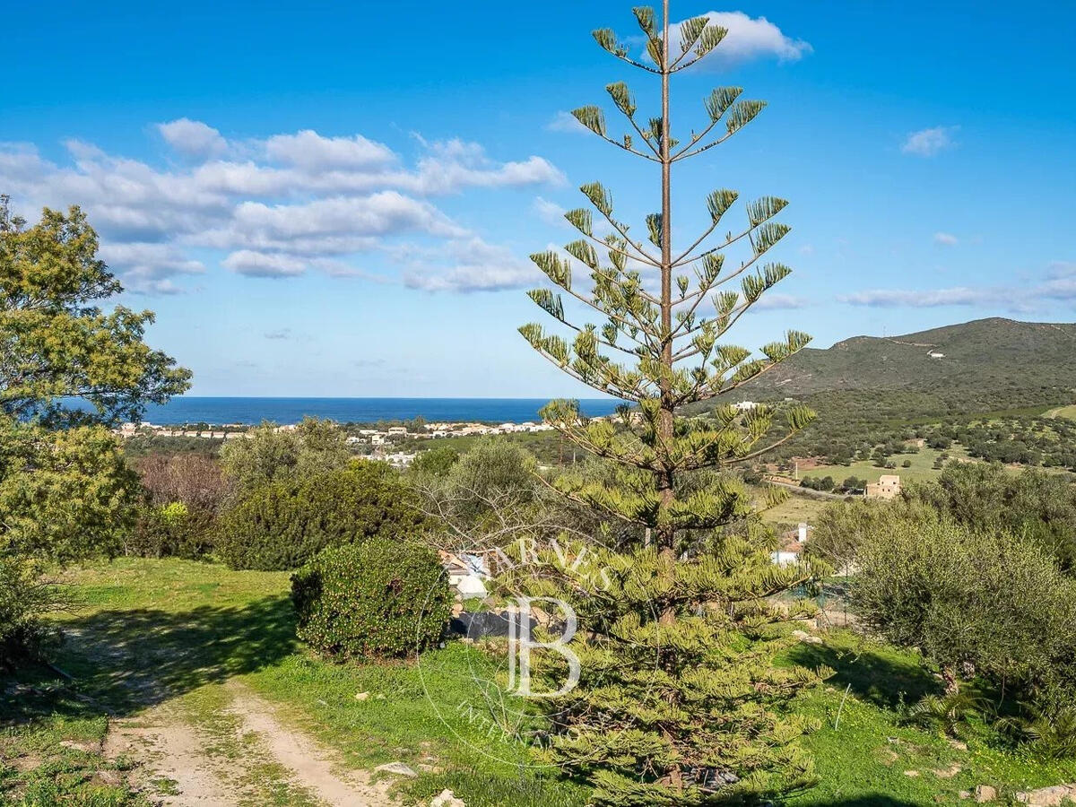 Maison L'Île-Rousse