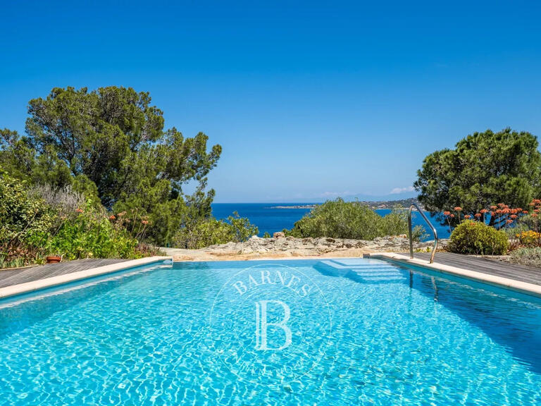 Villa L'Île-Rousse - 3 chambres - 205m²