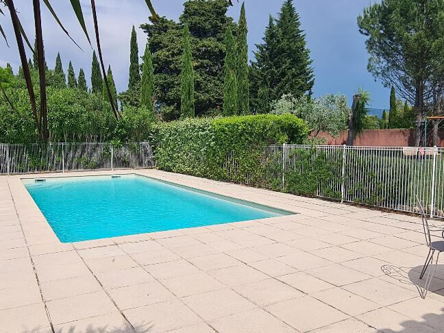 House L'Isle-sur-la-Sorgue - 8 bedrooms