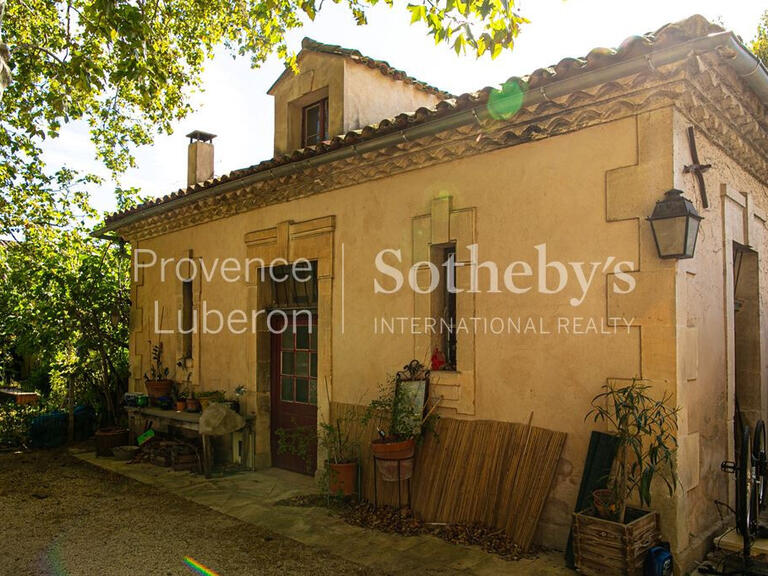 Maison L'Isle-sur-la-Sorgue - 5 chambres - 240m²