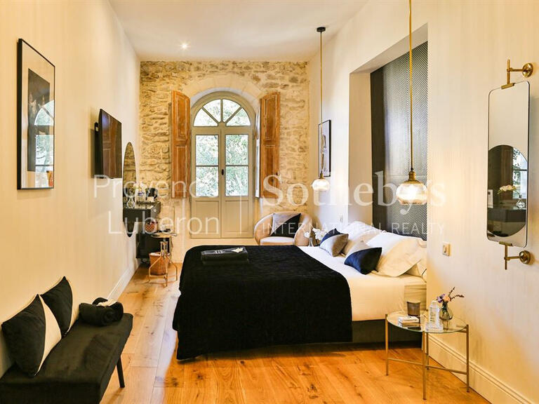 Maison L'Isle-sur-la-Sorgue - 3 chambres - 214m²