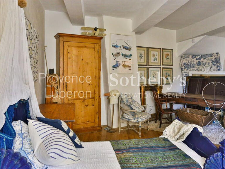 Maison L'Isle-sur-la-Sorgue - 3 chambres - 250m²