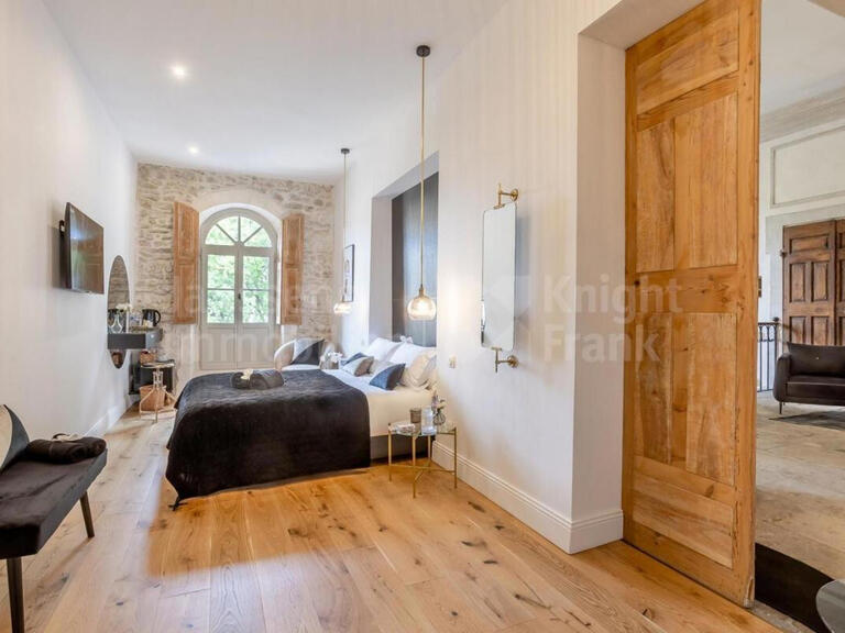 Maison L'Isle-sur-la-Sorgue - 3 chambres - 215m²