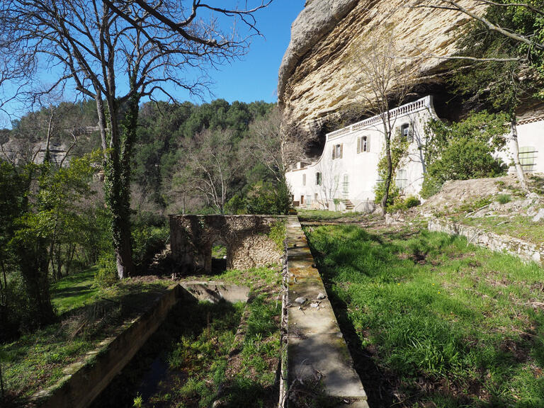 Maison L'Isle-sur-la-Sorgue - 6 chambres - 300m²