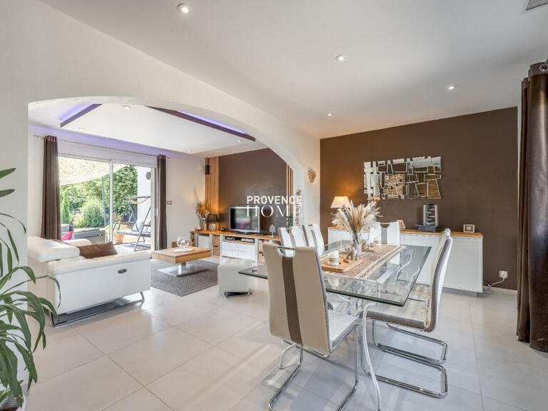 Maison L'Isle-sur-la-Sorgue - 4 chambres - 170m²